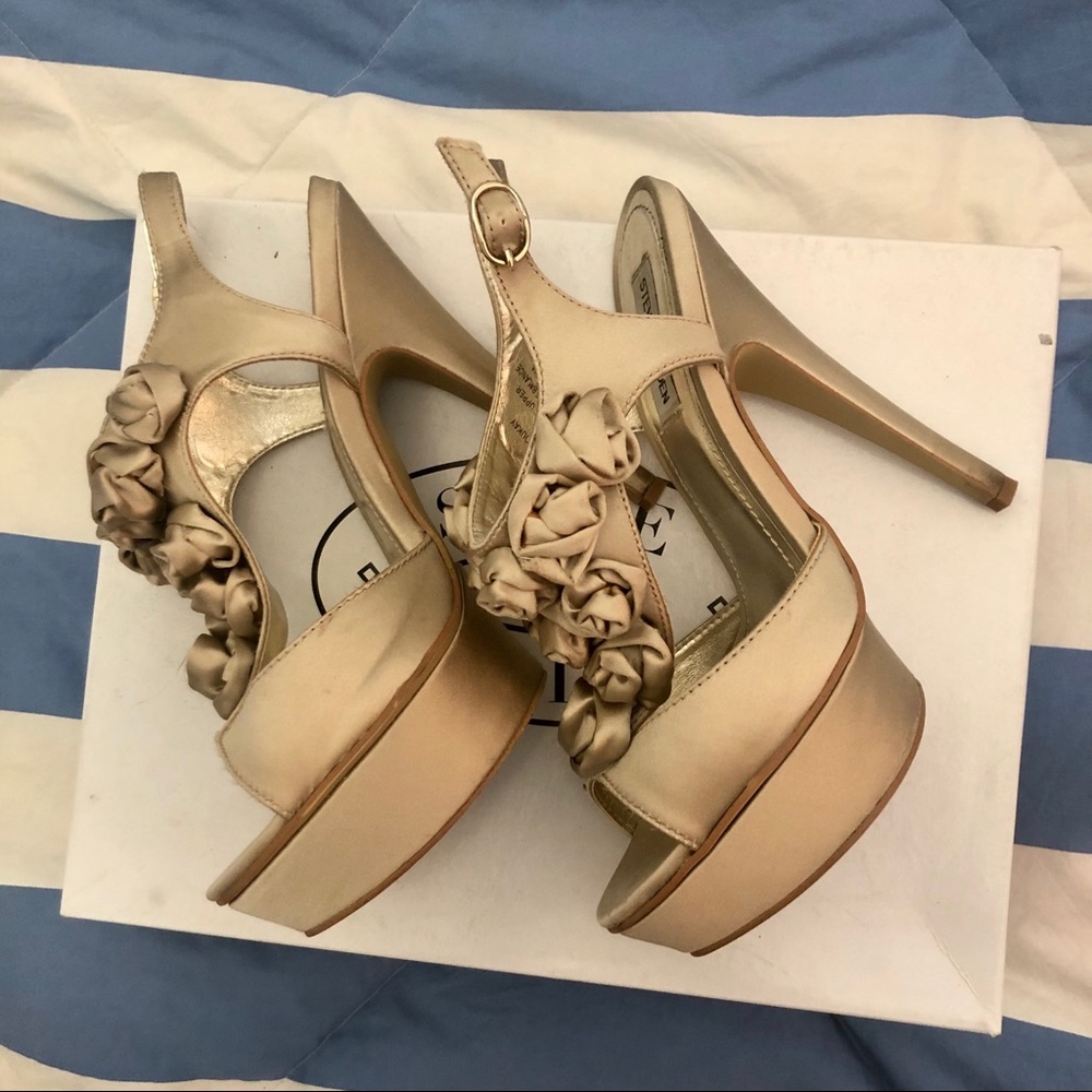 Steve Madden • Boukay Heels size 8